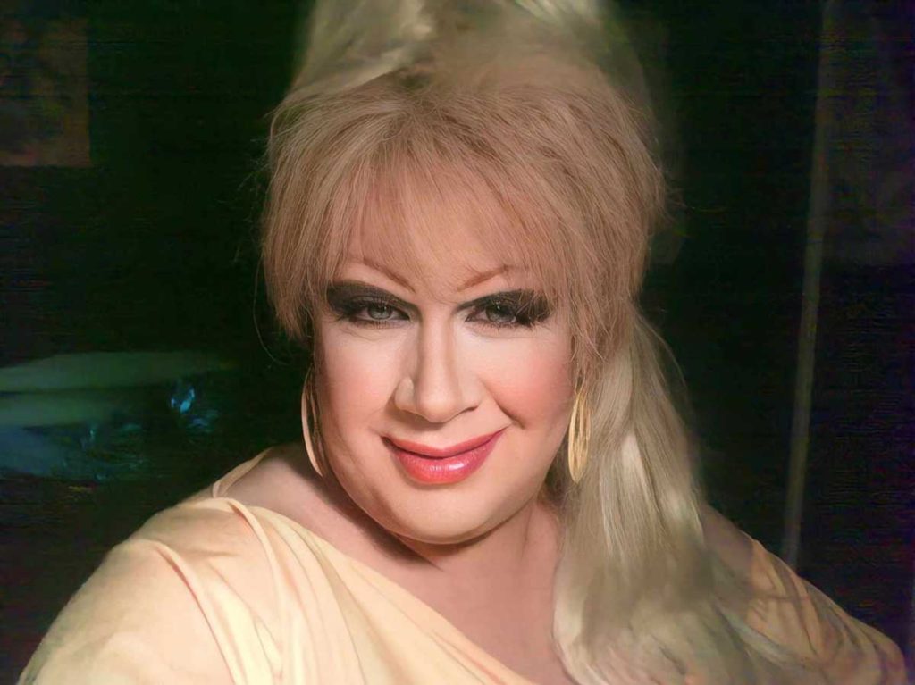 Jacqueline Frost transforming into drag